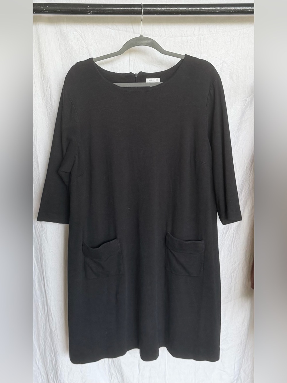 J. Jill Black Midi Shift Dress with Front Pockets